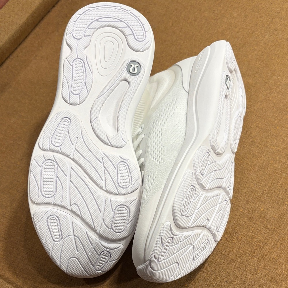 lululemon athletica White Athletic Shoes - Picture 3 of 3